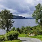 6 Person In Vatne-by Traum * Vatne