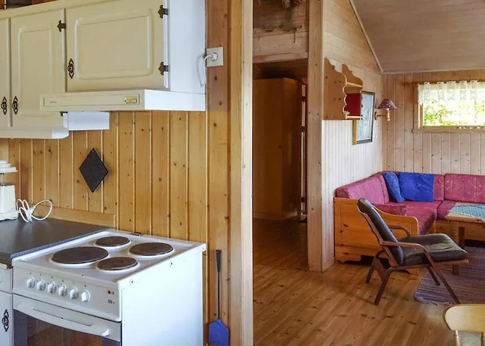 6 Person In Vatne-by Traum Vatne