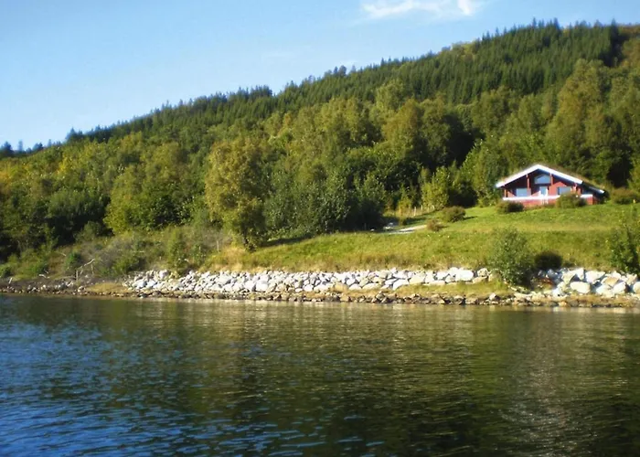 Semesterbostad 6 Person In Vatne-by Traum