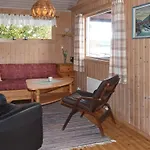 6 Person In Vatne-by Traum Vatne